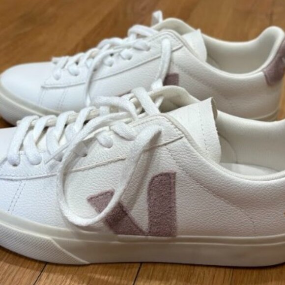 Veja Women's Campo Leather Sneakers in White and Pink - Picture 6 of 8